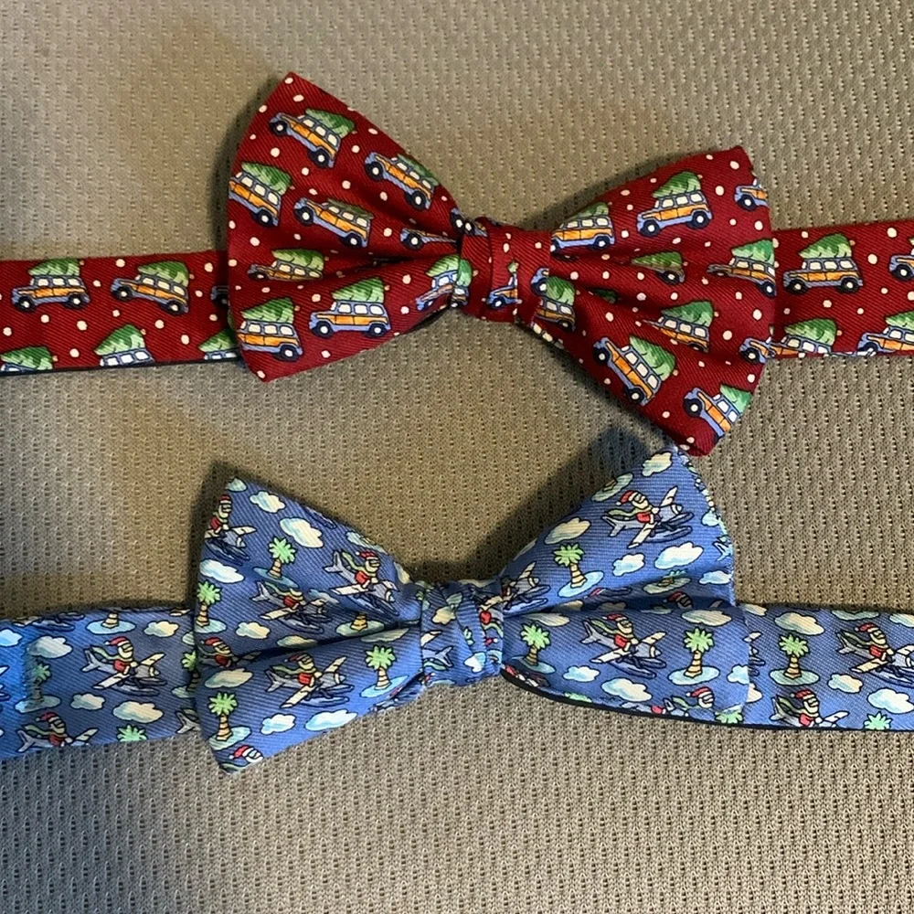 2kids Vineyard Vines Christmas bow ties
